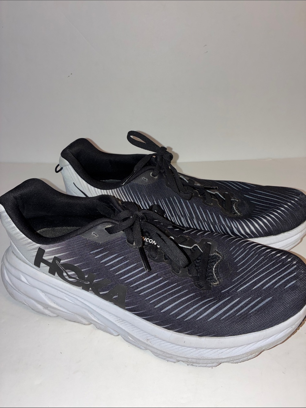 Hoka One One, Rincon 3, Women’s 10, Black and White